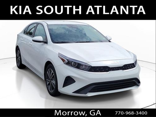 Snow White Pearl 2023 Kia Forte LXS
