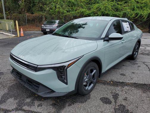 2025 Kia K4 LX