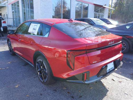 2025 Kia K4 GT-Line