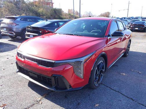 2025 Kia K4 GT-Line