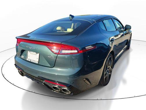 2022 Kia Stinger GT2