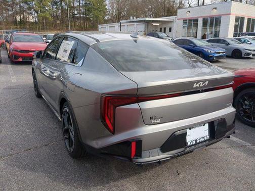 2025 Kia K4 GT-Line