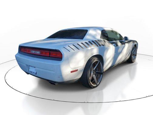 2012 Dodge Challenger SXT