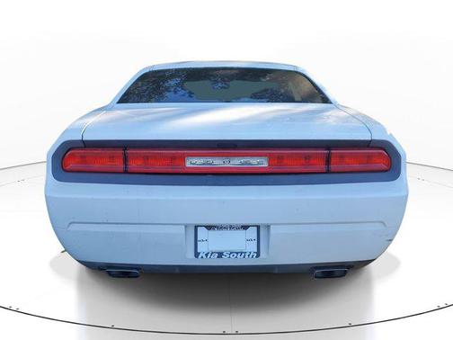 2012 Dodge Challenger SXT