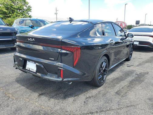 2025 Kia K4 GT-Line Turbo