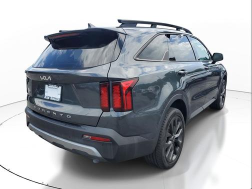 Gravity Grey 2022 Kia Sorento EX