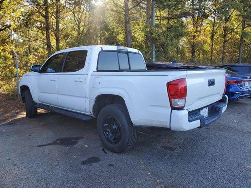 2017 Toyota Tacoma SR