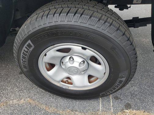 2017 Toyota Tacoma SR