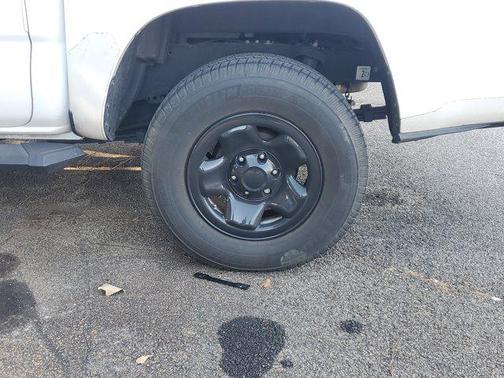 2017 Toyota Tacoma SR