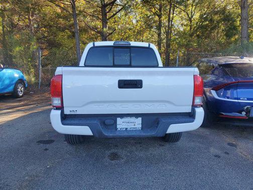 2017 Toyota Tacoma SR
