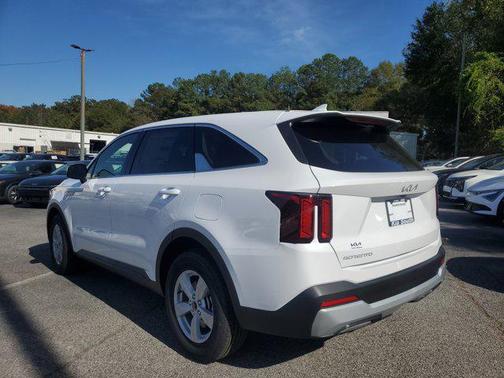 2026 Kia Sorento LX