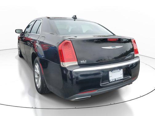 2016 Chrysler 300 S