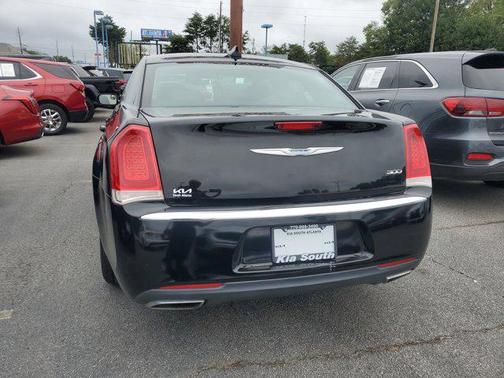 2016 Chrysler 300 S