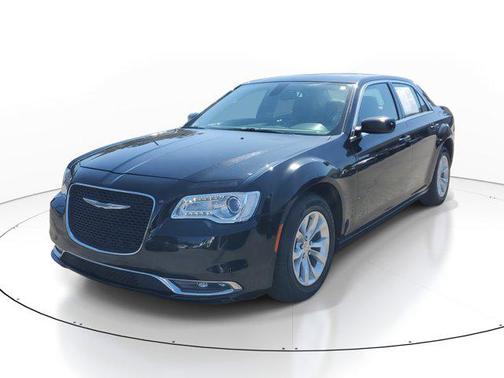2016 Chrysler 300 S