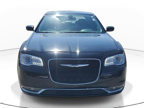 2016 Chrysler 300 S