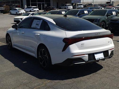2025 Kia K5 GT-Line