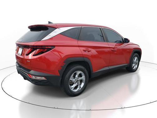 2023 Hyundai TUCSON SE
