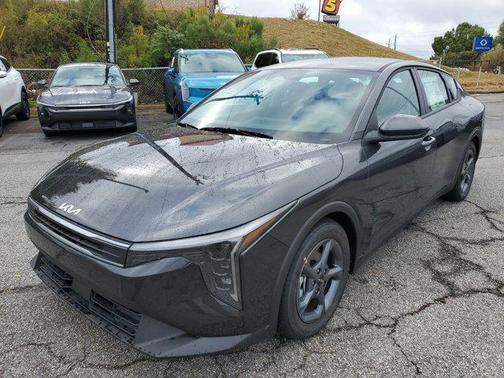 2025 Kia K4 LX