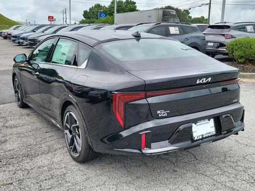 Aurora Black Pearl 2026 Kia K4 GT-Line