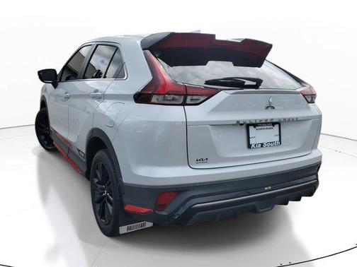 2023 Mitsubishi Eclipse Cross SE