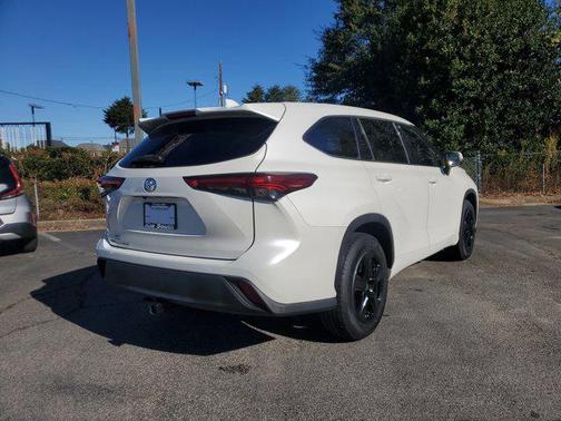 2021 Toyota Highlander L