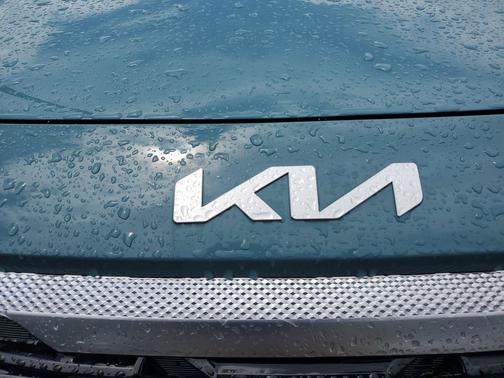 Pluton Blue 2025 Kia Seltos EX