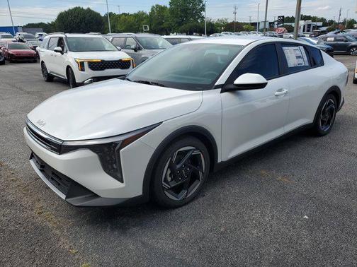 2025 Kia K4 EX