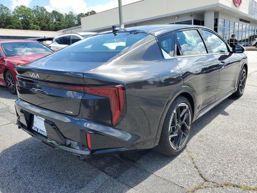 2025 Kia K4 GT-Line