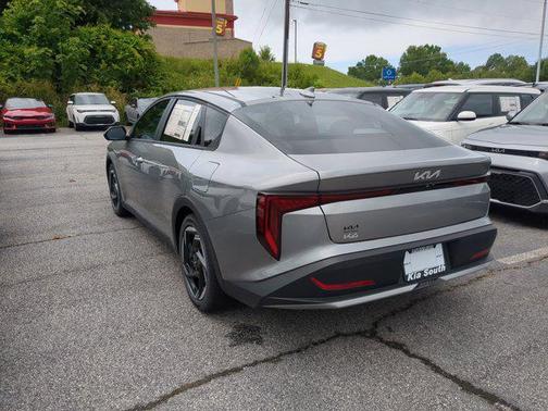 2025 Kia K4 EX