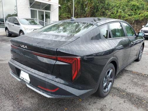 2025 Kia K4 LX