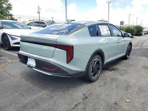 2025 Kia K4 EX