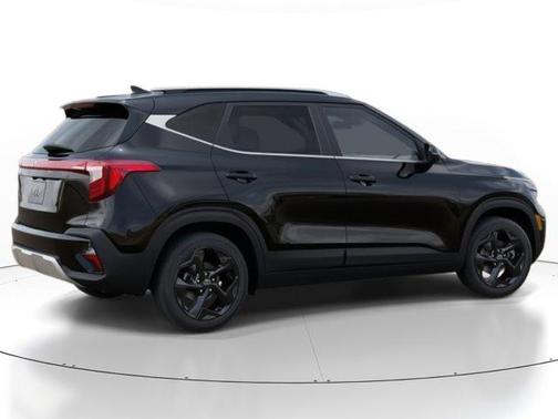 Fusion Black 2026 Kia Seltos EX