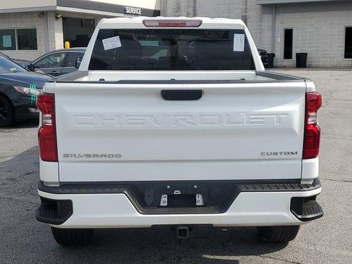 2022 Chevrolet Silverado 1500 Custom