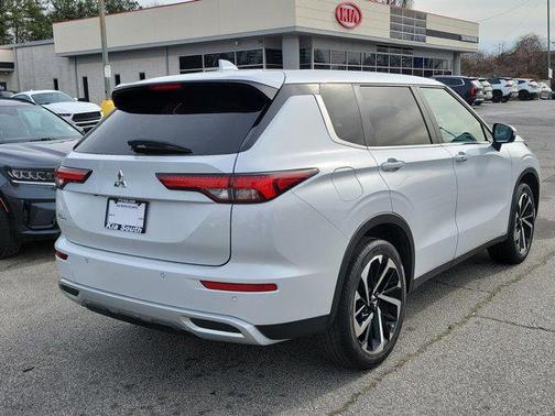 2024 Mitsubishi Outlander SE 2.5 2WD