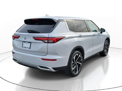 2024 Mitsubishi Outlander SE 2.5 2WD