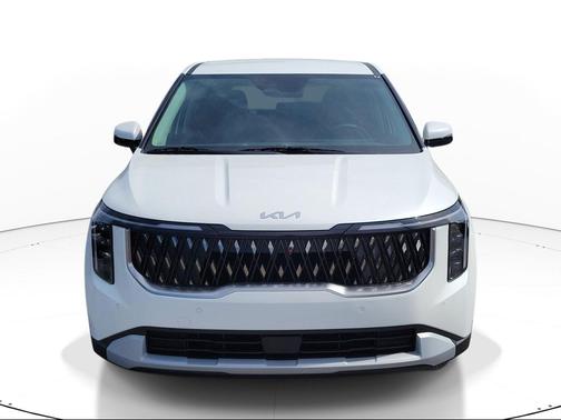 Snow White Pearl 2026 Kia Carnival LXS