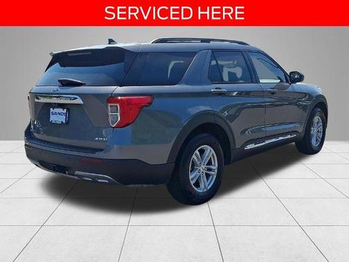 CARBONIZED GRAY METALLIC 2023 Ford Explorer XLT