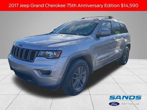2017 Jeep Grand Cherokee LAREDO