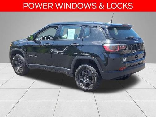 2020 Jeep Compass SPORT