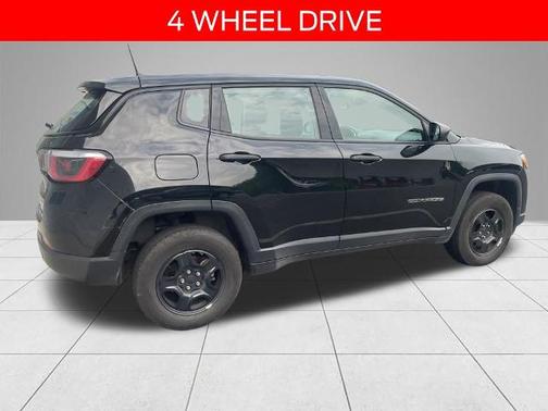 2020 Jeep Compass SPORT