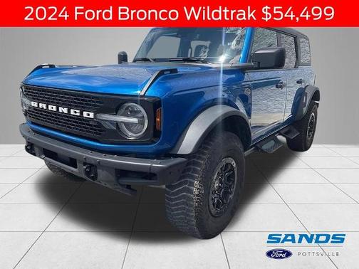 BLEU VÉLOCITÉ MÉTALLISÉ 2024 Ford Bronco WILDTRAK
