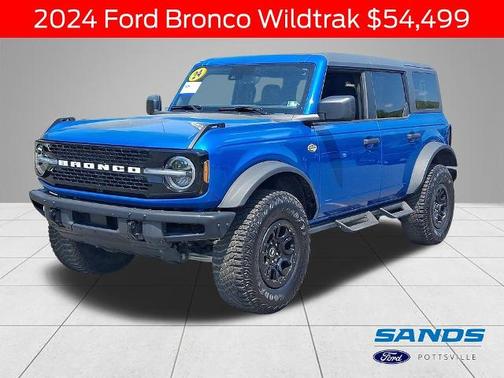 BLEU VÉLOCITÉ MÉTALLISÉ 2024 Ford Bronco WILDTRAK