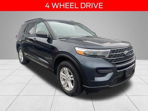 STONE BLUE METALLIC 2023 Ford Explorer XLT