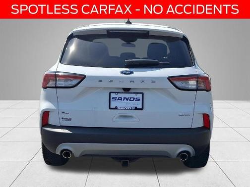 OXFORD WHITE 2022 Ford Escape SE