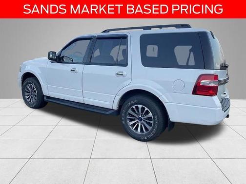 OXFORD WHITE 2017 Ford Expedition XLT