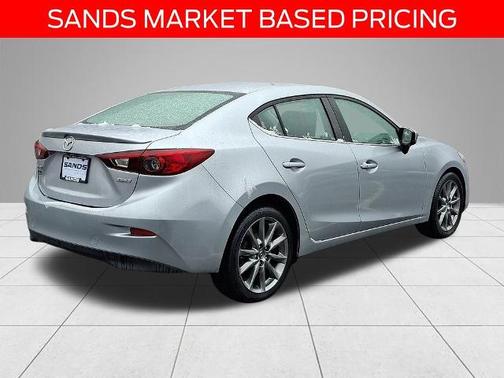 2018 Mazda Mazda3 TOURING