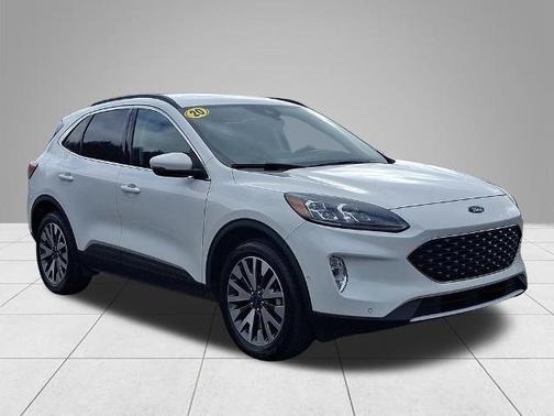 2020 Ford Escape TITANIUM