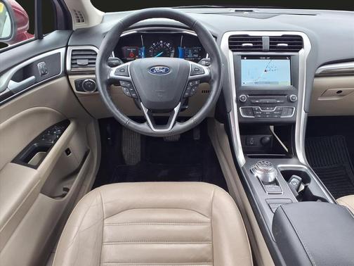 2018 Ford Fusion Hybrid SE