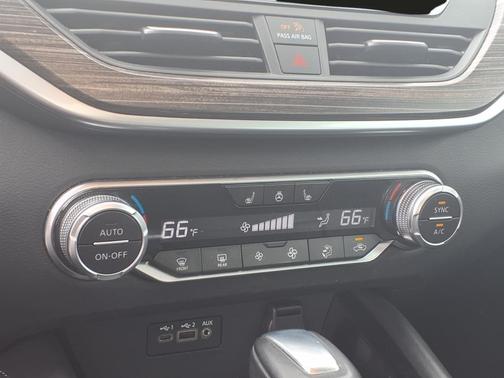 2021 Nissan Altima 2.5 Platinum