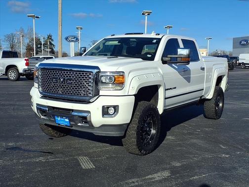 2016 GMC Sierra 2500 Denali